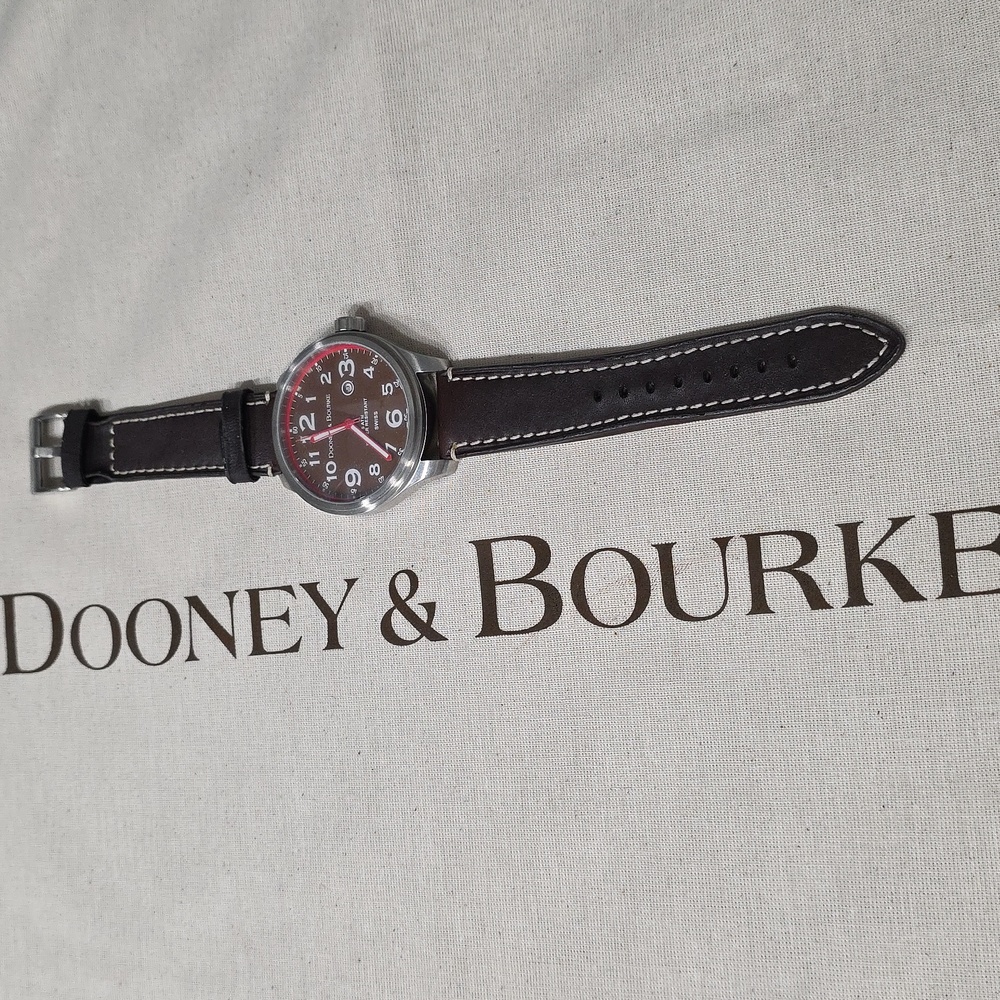New, Dooney & Bourke Large Faced Mariner Leather Swiss Made Watch, Unisex - Picture 6 of 15